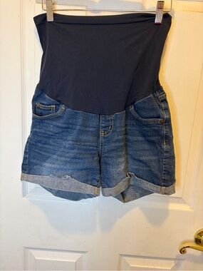 Indigo Blue High-Waist Maternity Denim Shorts with Navy Stretch Panel